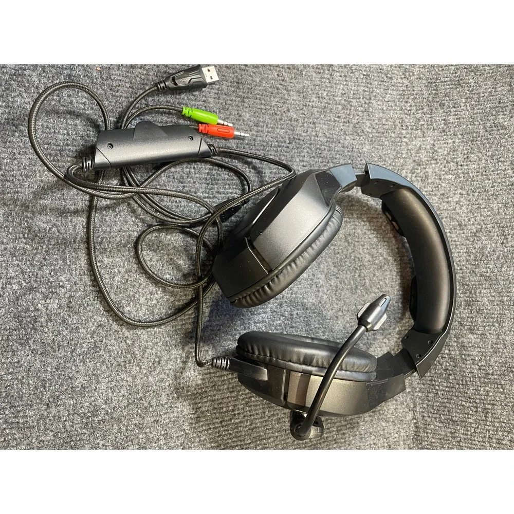Wired Gaming Headset with Microphone LED Light USB 3.5mm Jack Black ZE091620